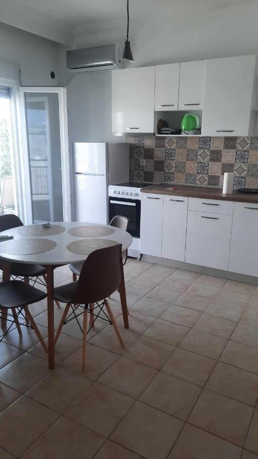 Appartement 4 N-Joy à Peraía Extérieur photo